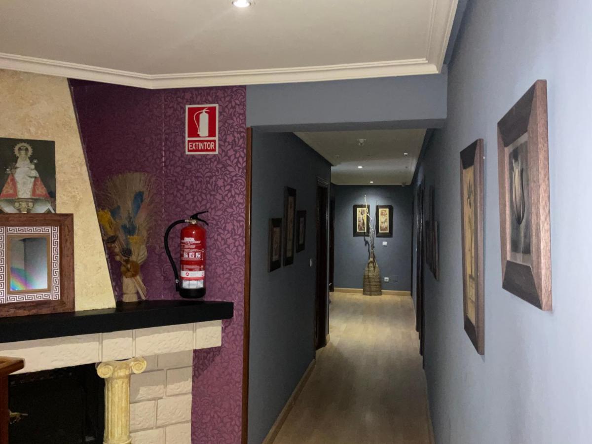 Pension La Chalana Пола-де-Лавиана Экстерьер фото